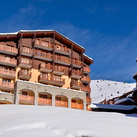 Apartment Cosy Au Pied Des Pistes Avec Balcon Et Wifi - Fr-1-181-2151 *