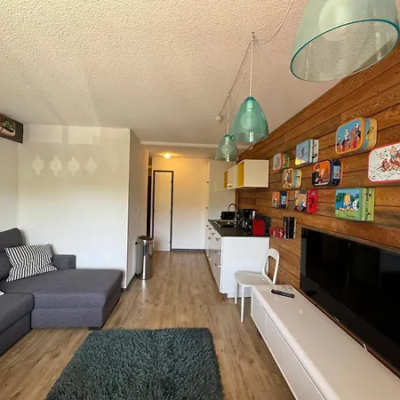 Apartment Cosy Au Pied Des Pistes Avec Balcon Et Wifi - Fr-1-181-2151